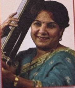 सौ. मंजिरी आलेगावकर